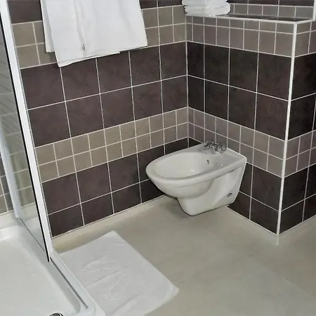 Appartement 6 *